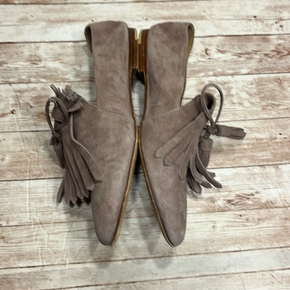 Pomme Dor Taupe Suede Flats Pointed Toe Flats Fringe Loafers Size 38 - Picture 4 of 9
